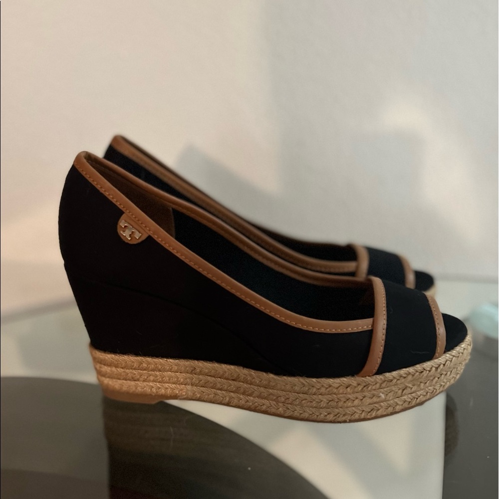 Tory Burch Black and Tan wedges size 6.5